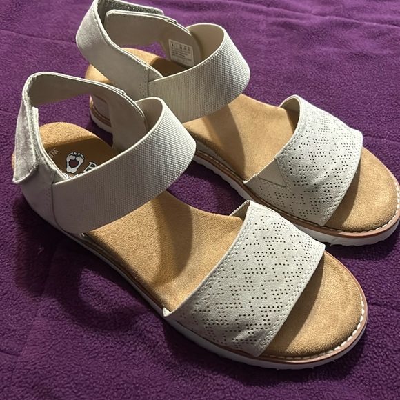 BOBS from Skechers EUC Sandals women's size 8 - Picture 2 of 4